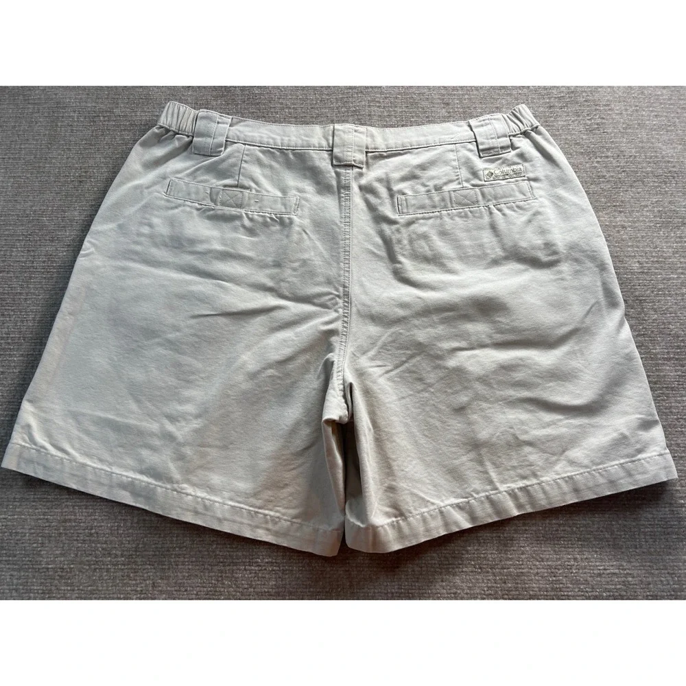 Columbia Mens Fossil Beige Cotton Canvas Cargo Shorts 38 XM4244-022 7 Inseam